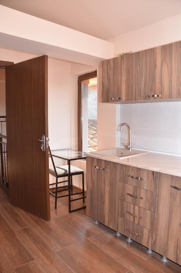 Phudze Hotel Telavi Buitenkant foto