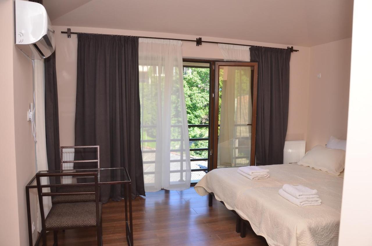 Phudze Hotel Telavi Buitenkant foto